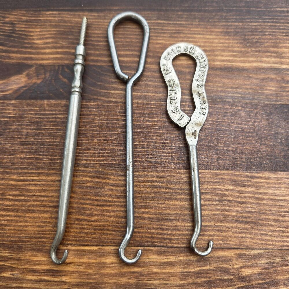 Antique Victorian Queen Quality Shoes Button Hook Set of 3 Windsor Locks CT